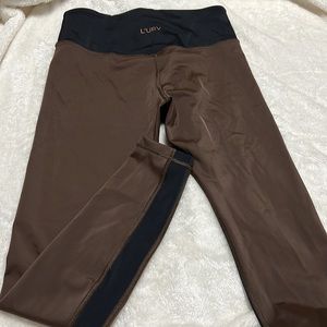 L’urv Leggings size L NWOT